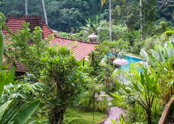 Villa Mahadevi 1 Open-Air Jungle Joglo Near Ubud