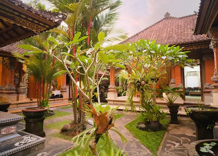 Brata'S 2 Bedrooms Homestay With Private Kitchen