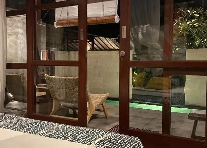 Artistic Tiny House In Ubud