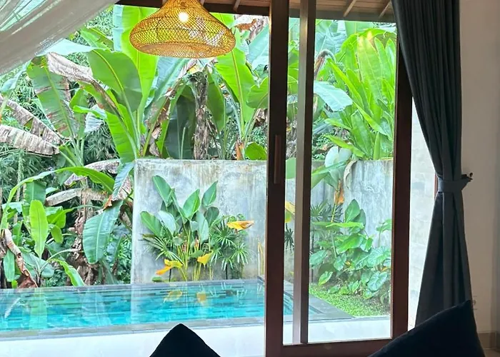 Pis Bolong Ubud Villa